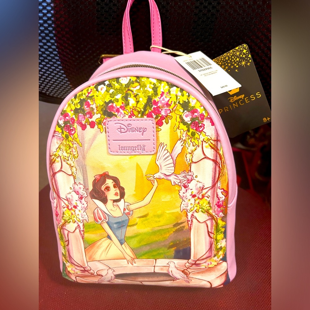 Loungefly snow white mini backpack brand new with tags Disney Princess